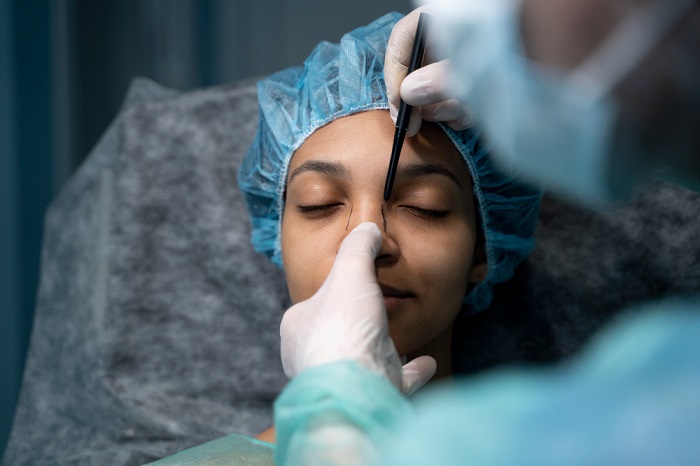 AVS PLASTIC SURGERY AND SKIN CLINIC Pudukkottai